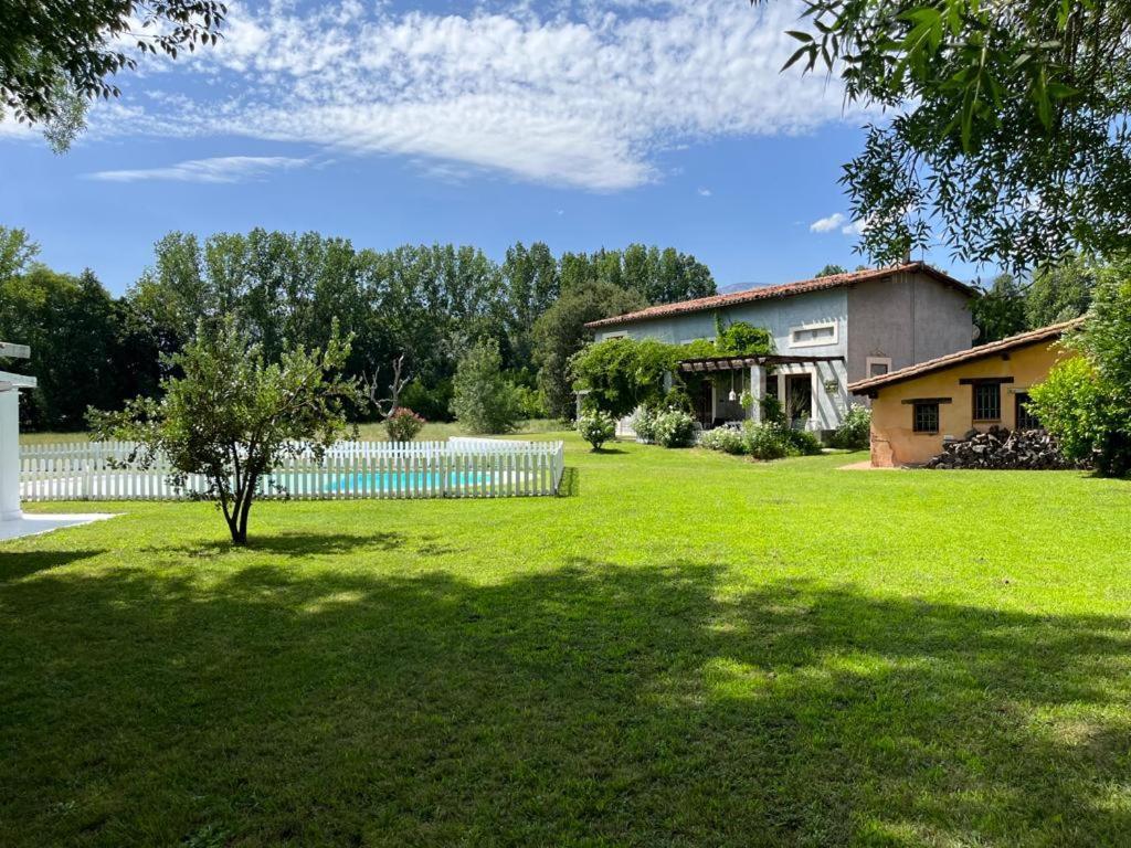 El Bosque De Holiday home Candeleda